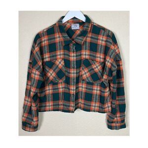 Mila & Tiff Plaid Flannel crop shirt shacket size large